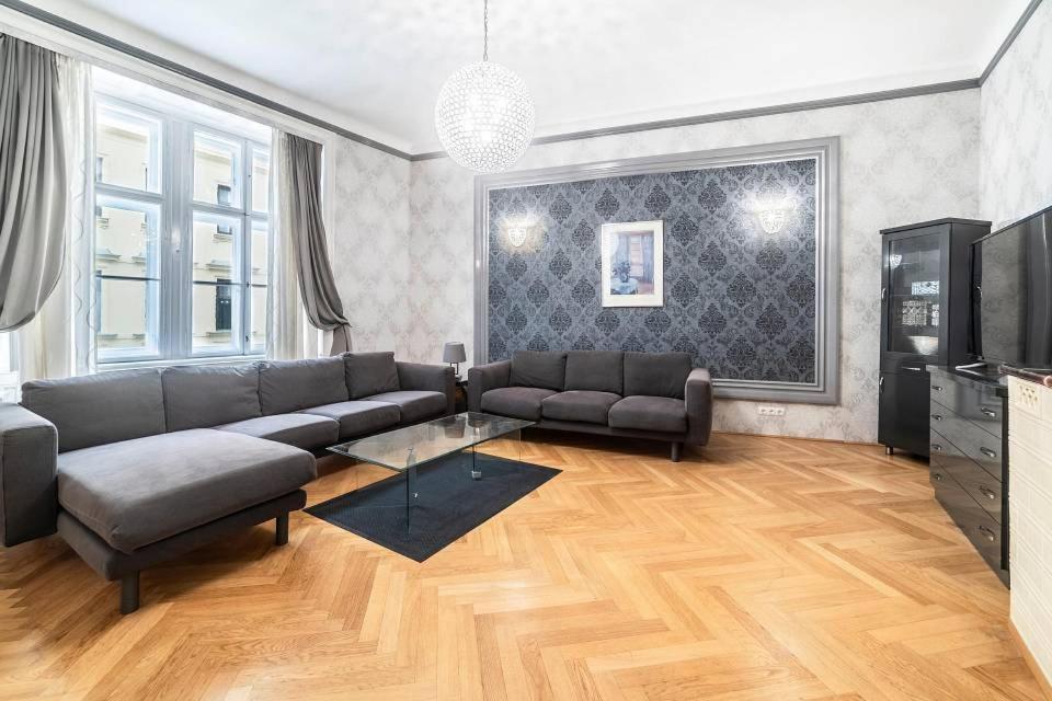 Carlton Suites Bécs Kültér fotó