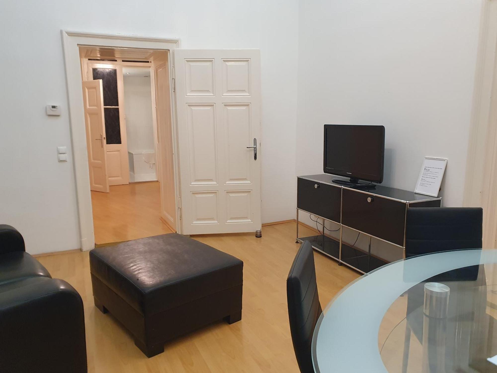 Carlton Suites Bécs Kültér fotó