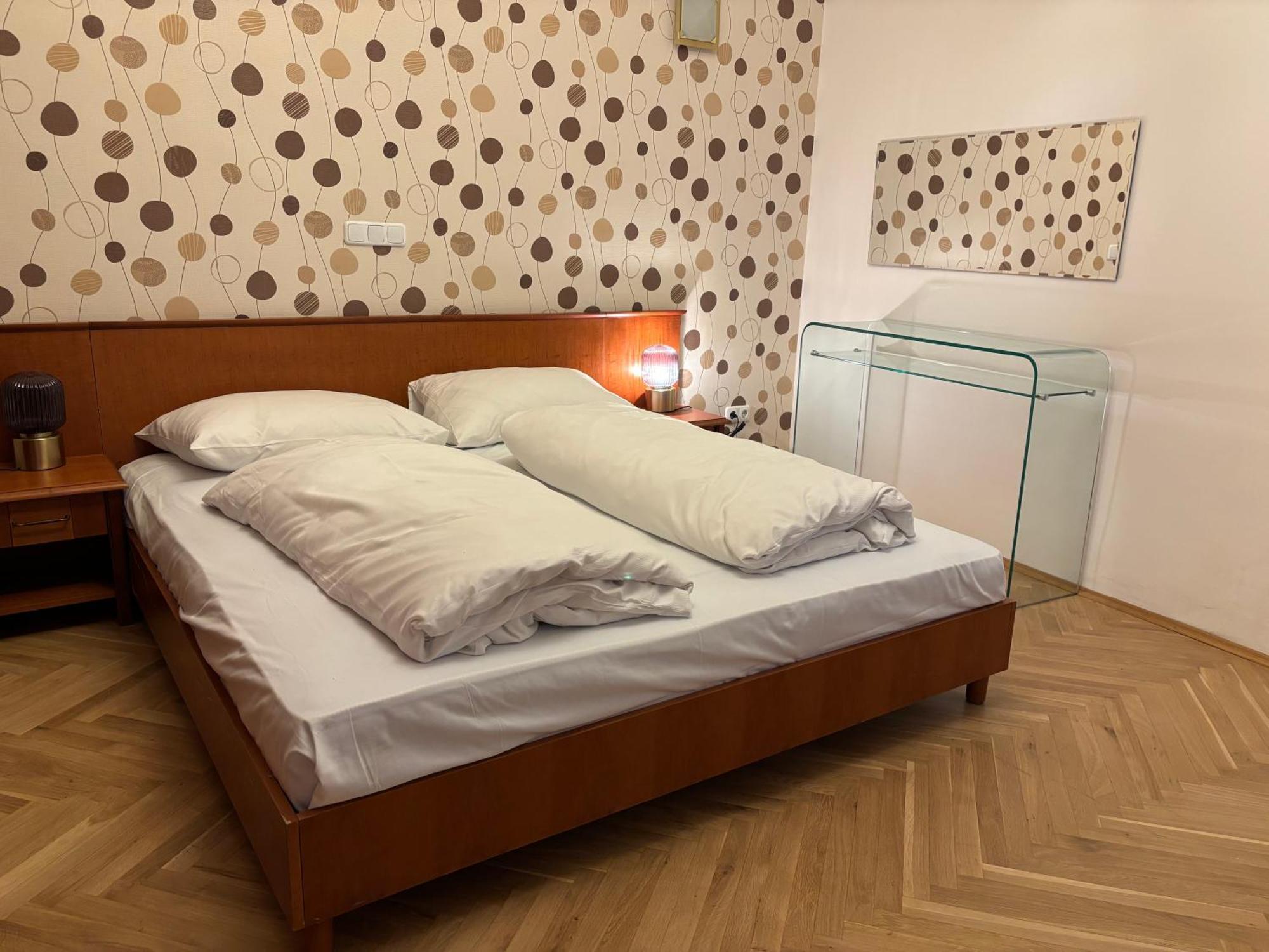 Carlton Suites Bécs Kültér fotó
