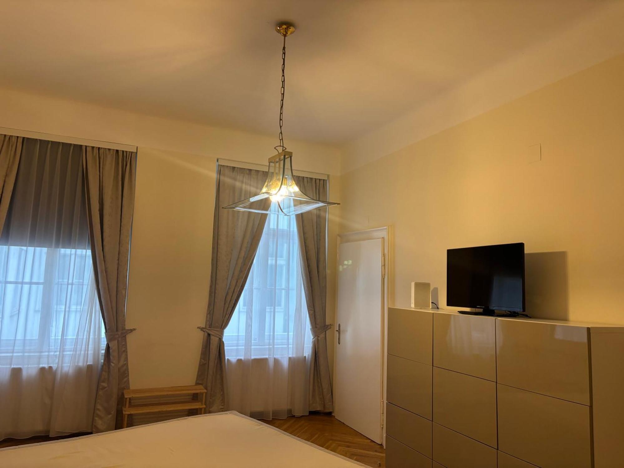 Carlton Suites Bécs Kültér fotó