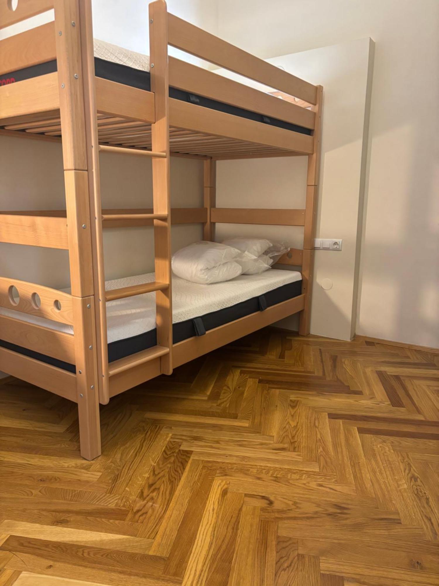 Carlton Suites Bécs Kültér fotó