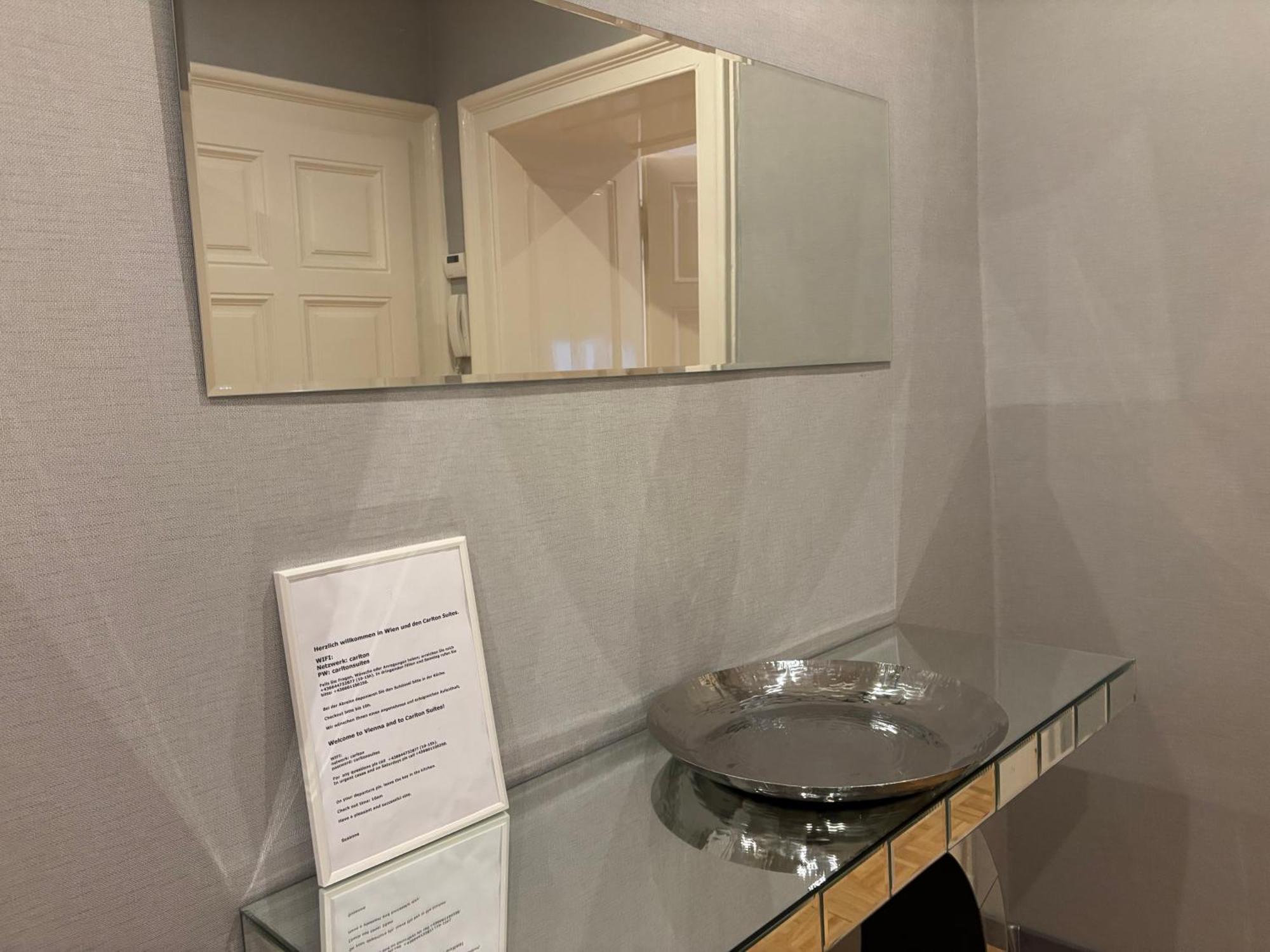 Carlton Suites Bécs Kültér fotó